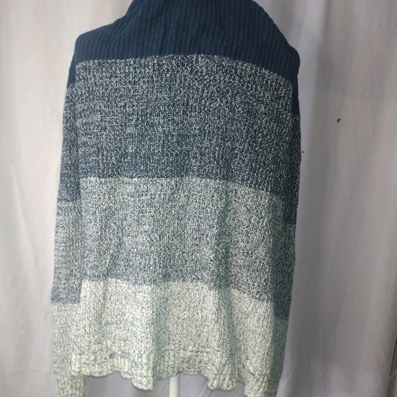 Men's/Gender Neutral triple blue button up old navy cardigan - Picture 3 of 3